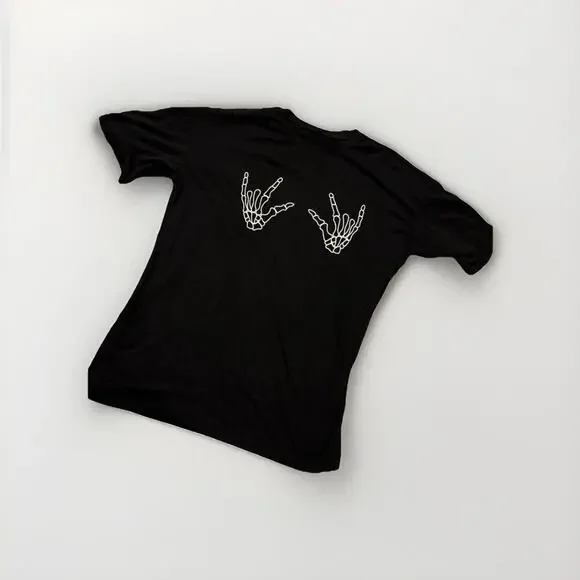NWOT Oversized Tee Skeleton Grunge Rocker Tee Size L Black - Picture 1 of 4